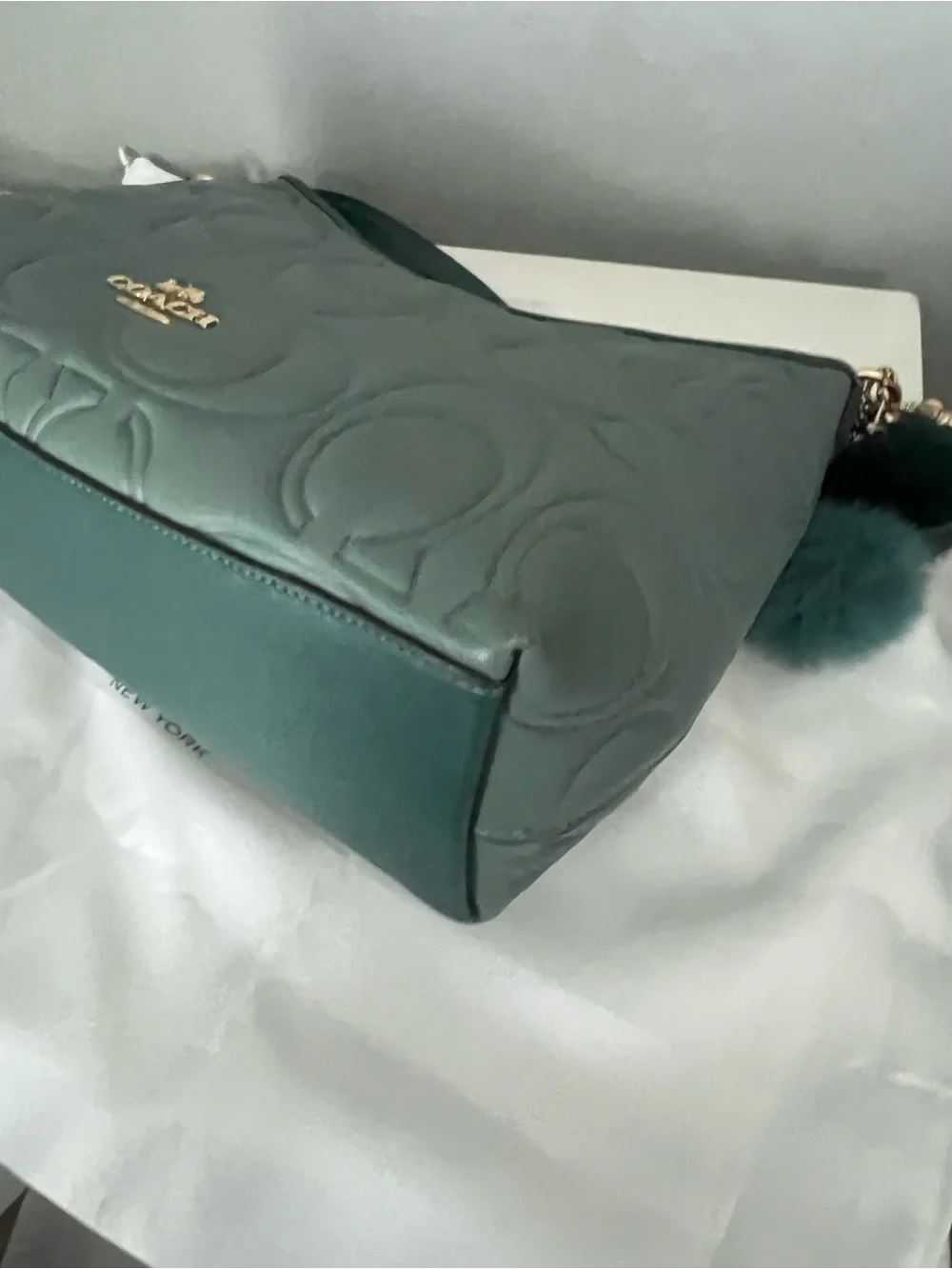 Coach Laurel Shoulder Bag In Blocked Signature Leather